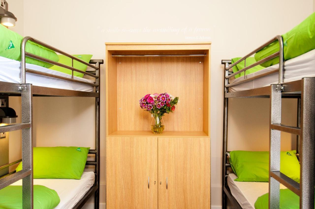 Yha Stratford-Upon-Avon Hostel Bagian luar foto
