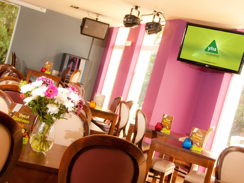 Yha Stratford-Upon-Avon Hostel Bagian luar foto