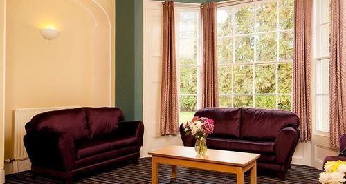 Yha Stratford-Upon-Avon Hostel Bagian luar foto
