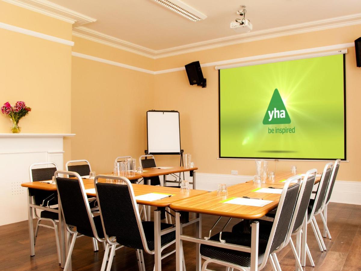 Yha Stratford-Upon-Avon Hostel Bagian luar foto